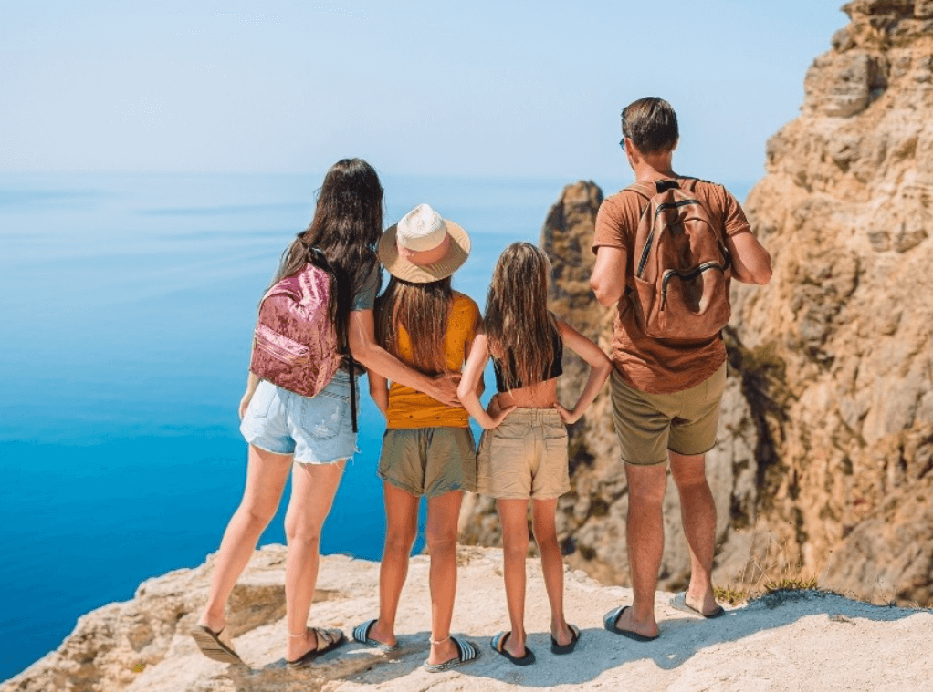 Transform Family Time Into Luxury: Premier Destinations for All Ages! Canhquanminhkhoi